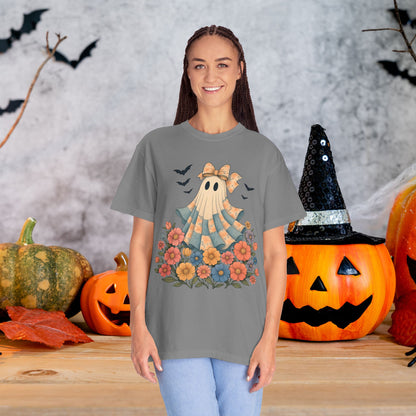 Spooky Ghost Graphic Tee | Unisex Halloween Costume Shirt